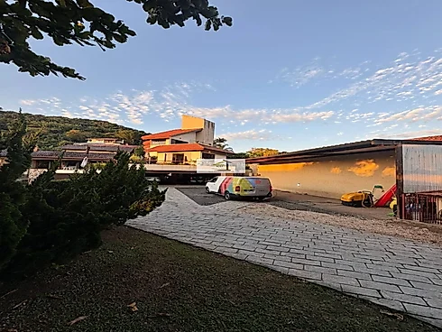 Casa em Sambaqui, Florianópolis