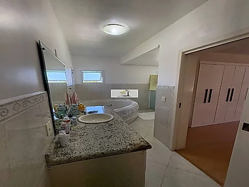 Linda Casa de Alto Padrão com Vista Mar em Santo Antônio de Lisboa – Condomínio Fechado - Foto 18