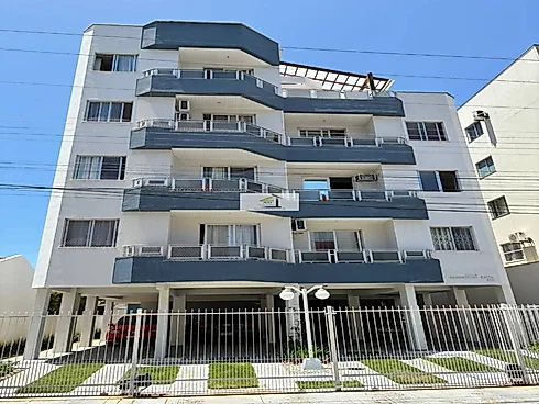 Apartamento em Roçado, São José
