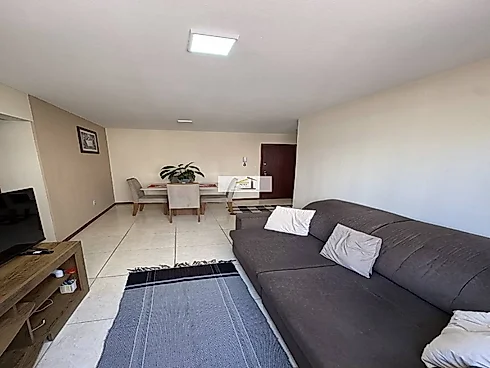 Apartamento em Roçado, São José