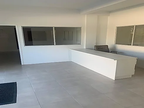 Prédio em Ponta de Baixo, São José
