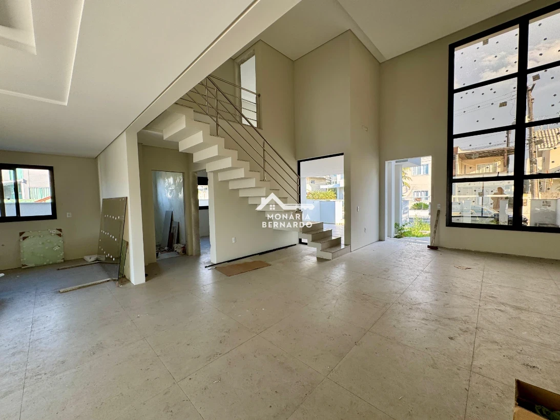 Casa em Pedra Branca, Palhoça. 4 quartos, 275m². Imagem 2 de 16