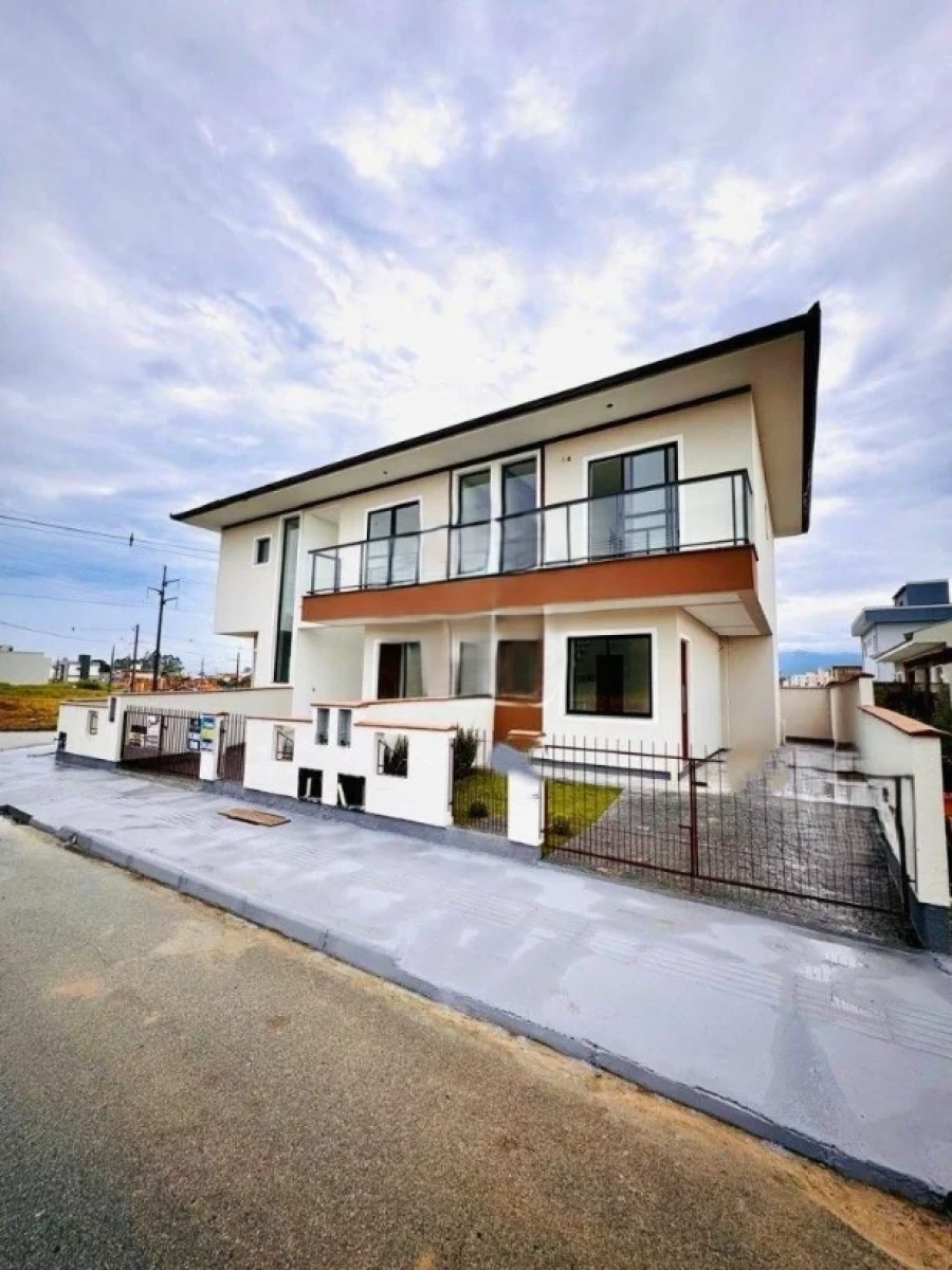 Sobrado Geminado em Bela Vista, Palhoça. 2 quartos, 82m². Imagem 2 de 17