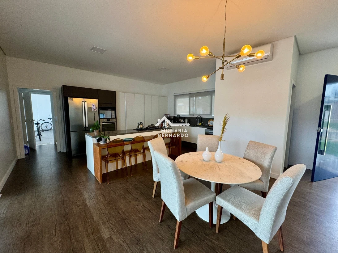 Casa em Sul do Rio, Santo Amaro da Imperatriz. 4 quartos, 339m². Imagem 5 de 28