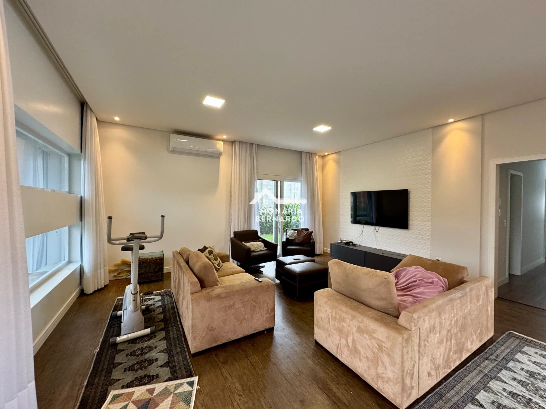 Casa em Sul do Rio, Santo Amaro da Imperatriz. 4 quartos, 339m². Imagem 7 de 28