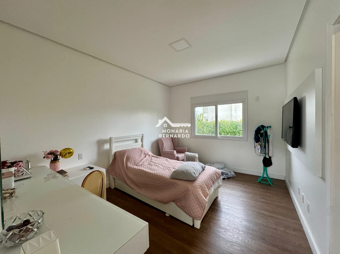 Casa em Sul do Rio, Santo Amaro da Imperatriz. 4 quartos, 339m². Imagem 13 de 28