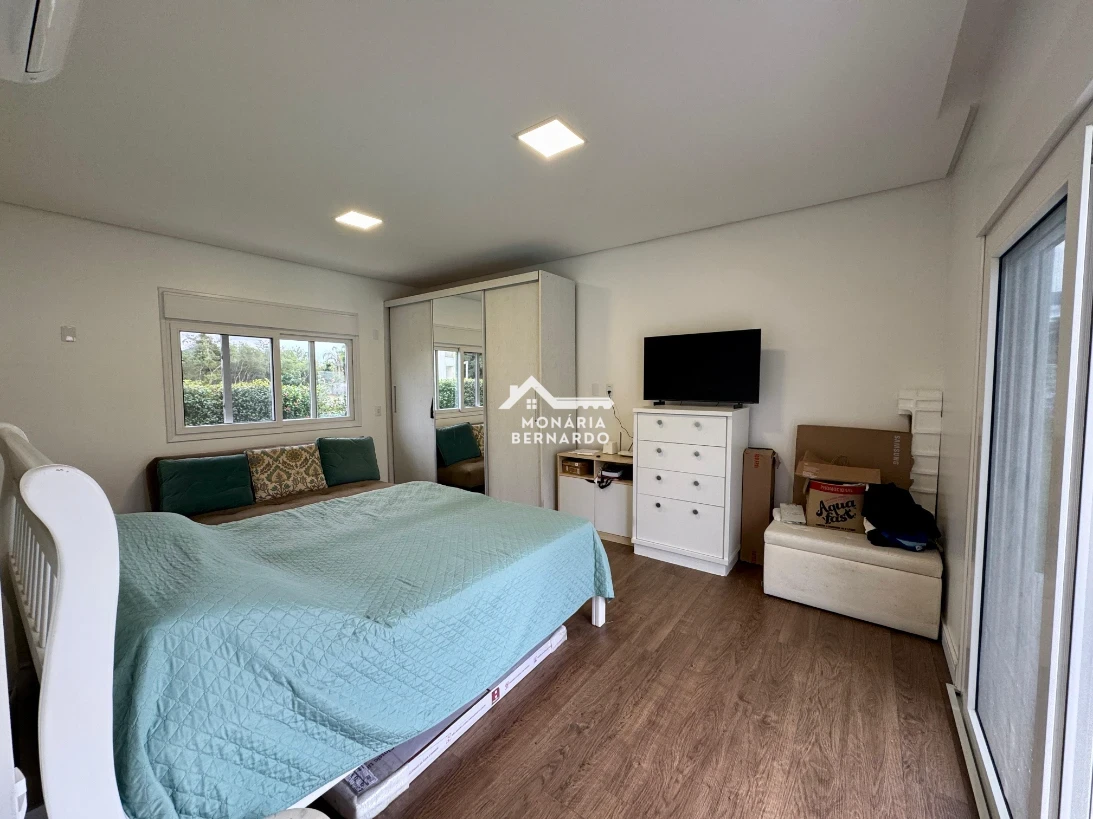 Casa em Sul do Rio, Santo Amaro da Imperatriz. 4 quartos, 339m². Imagem 10 de 28