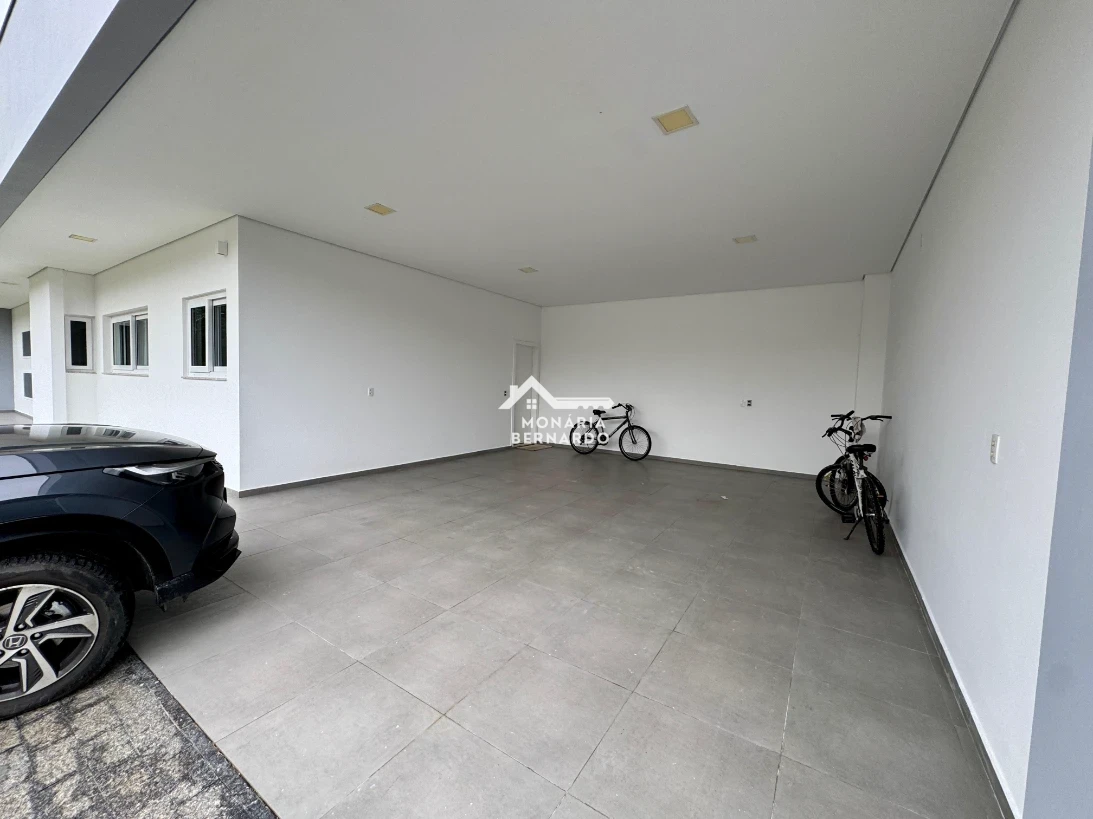 Casa em Sul do Rio, Santo Amaro da Imperatriz. 4 quartos, 339m². Imagem 4 de 28