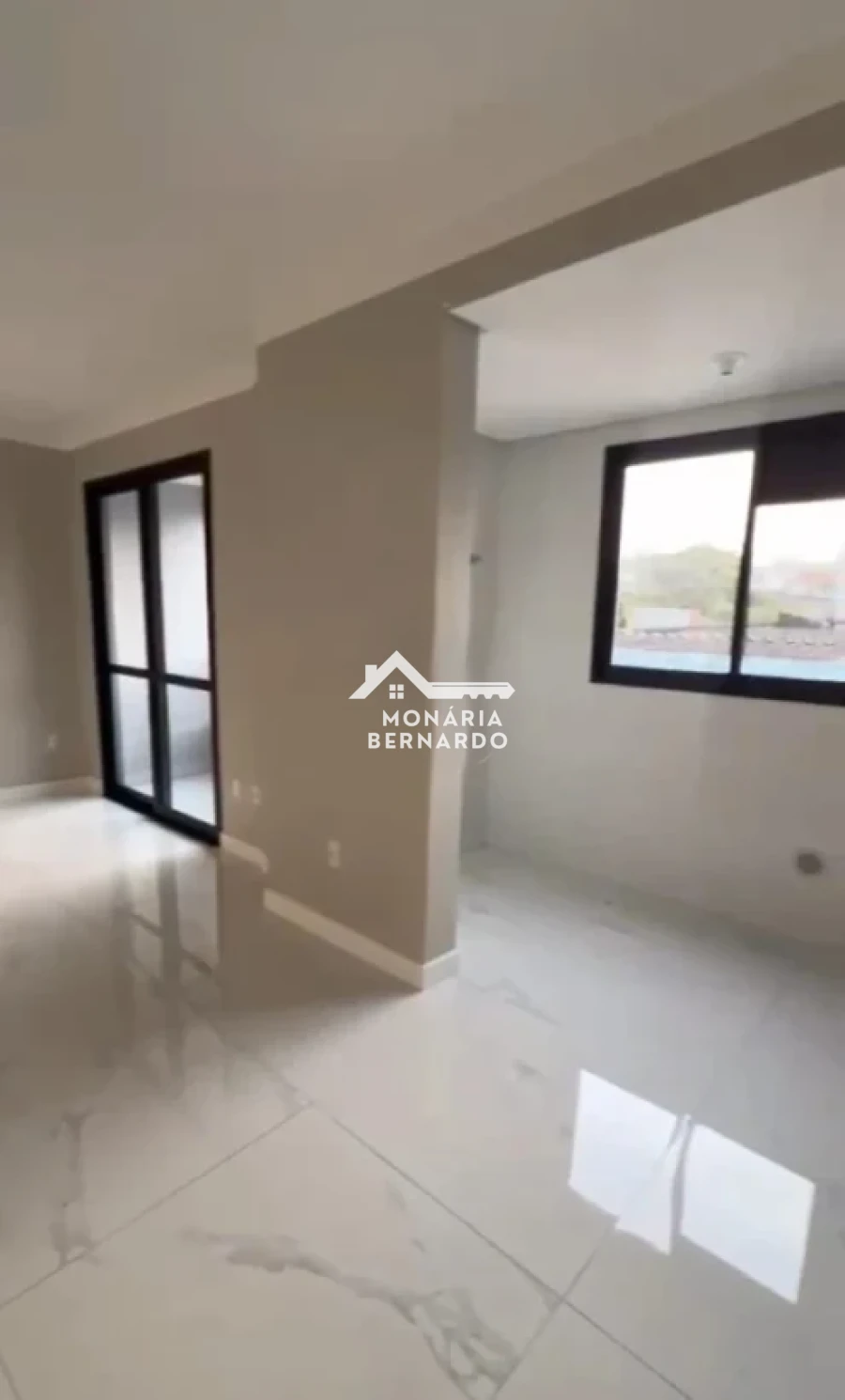 Apartamento em Flor de Nápolis, São José. 2 quartos, 78m². Imagem 3 de 11