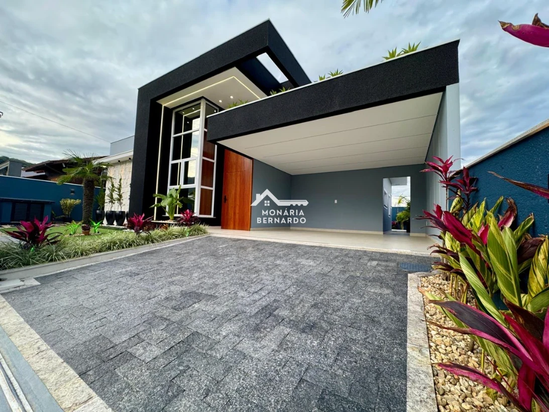 Casa em São Sebastião, Palhoça. 3 quartos, 150m². Imagem 2 de 26