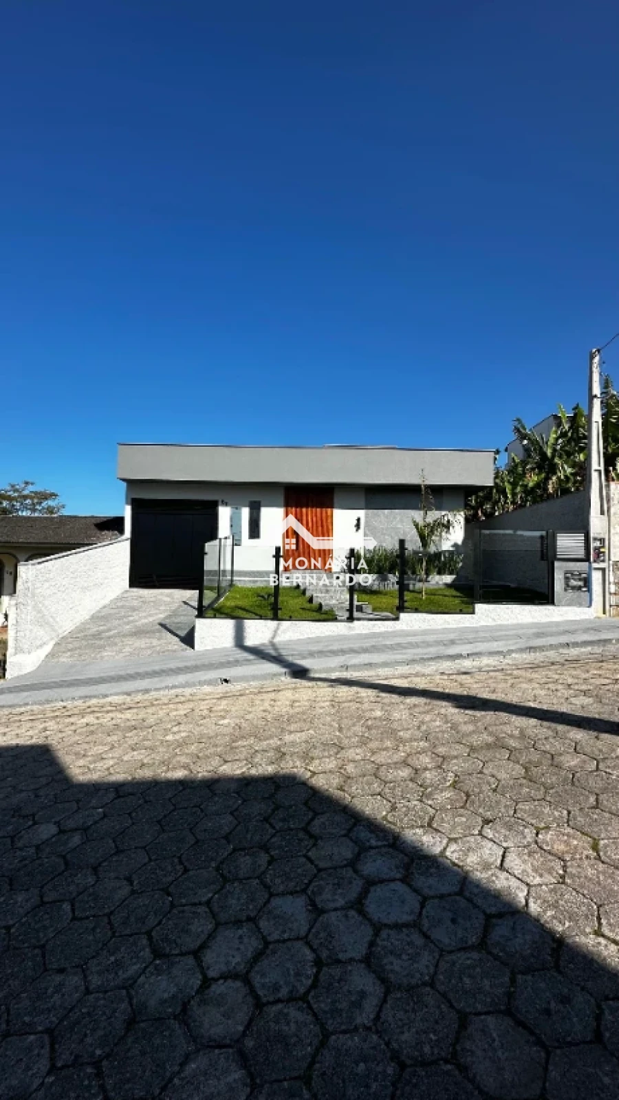 Casa em Barreiros, São José. 3 quartos, 170m². Imagem 2 de 31