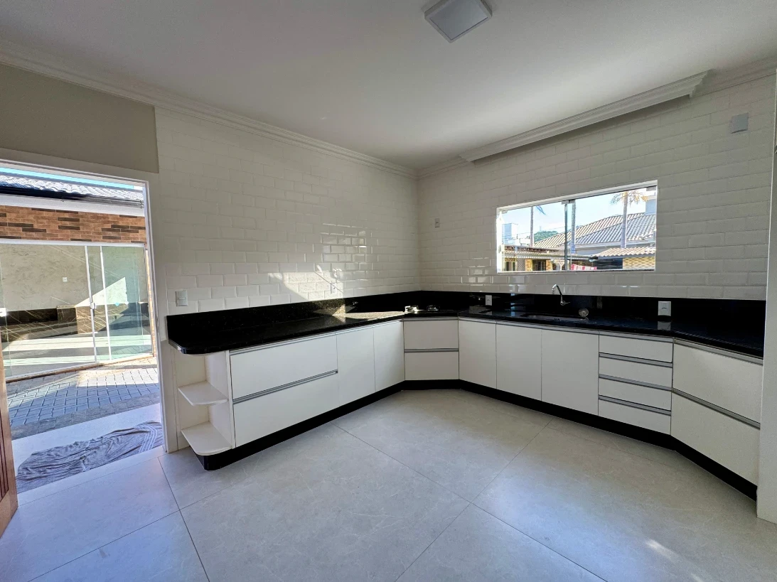 Casa em São Sebastião, Palhoça. 3 quartos, 270m². Imagem 20 de 21