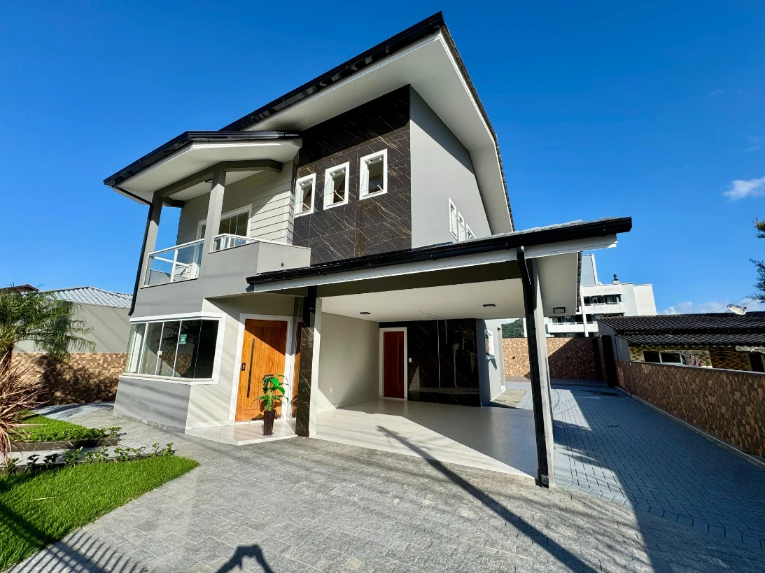 Casa em São Sebastião, Palhoça. 3 quartos, 270m². Imagem 2 de 21