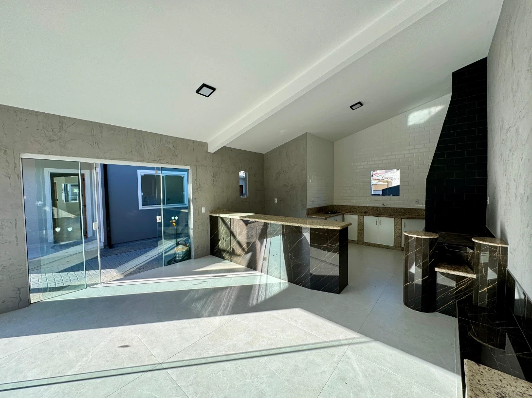 Casa em São Sebastião, Palhoça. 3 quartos, 270m². Imagem 3 de 21