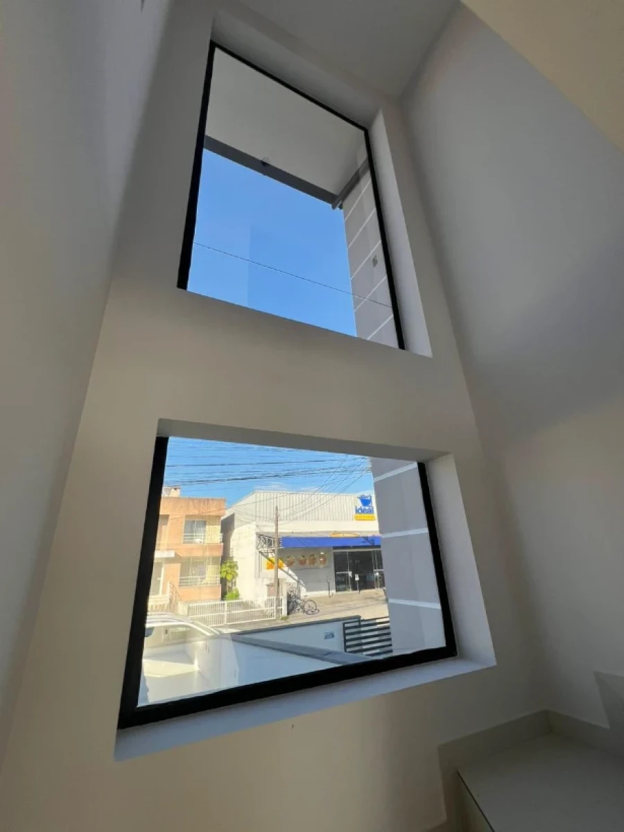 Sobrado Geminado em Barra do Aririú, Palhoça. 3 quartos, 100m². Imagem 7 de 18