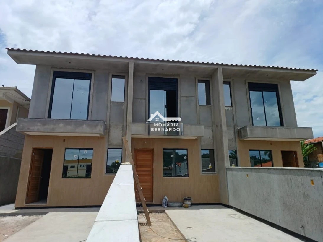 Sobrado Geminado em Aririú, Palhoça. 3 quartos, 107m². Imagem 1 de 6