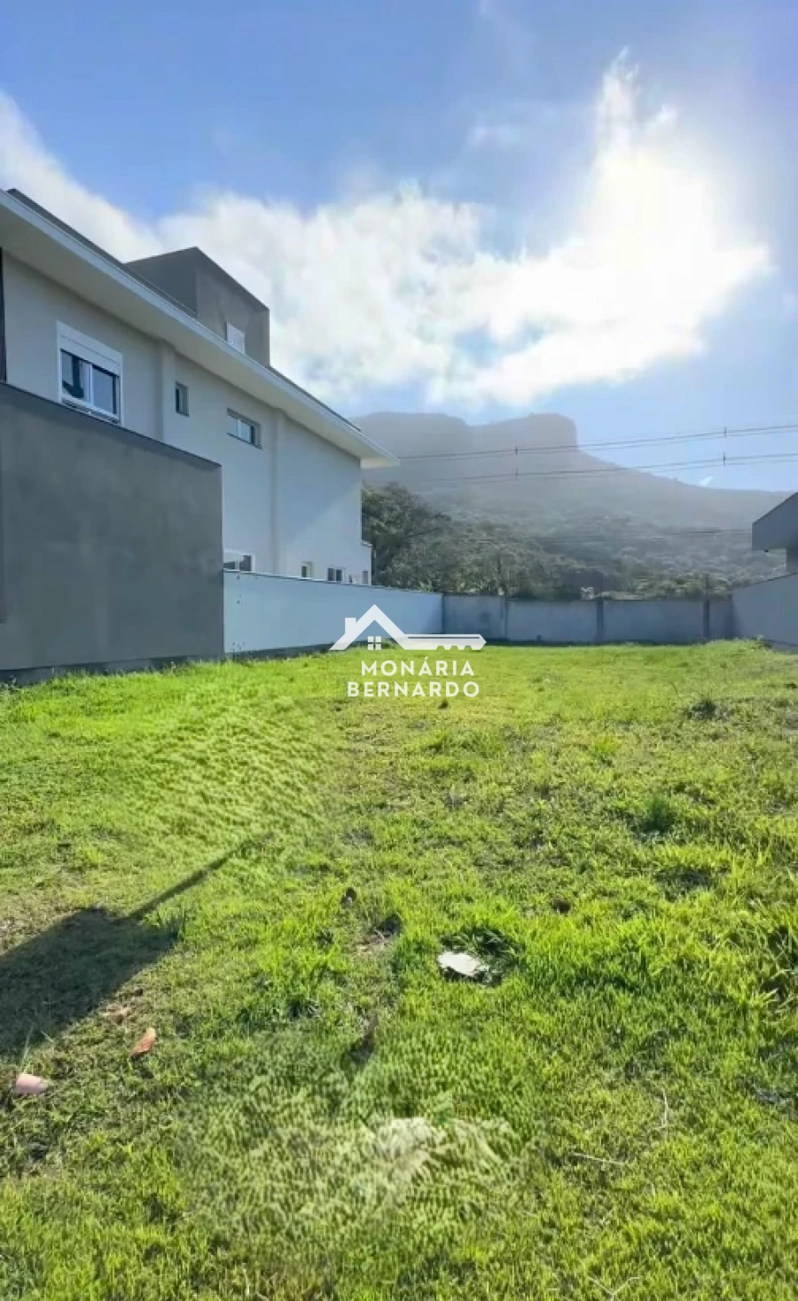 Terreno em Pedra Branca, Palhoça. 0 quartos, 0m². Imagem 1 de 10