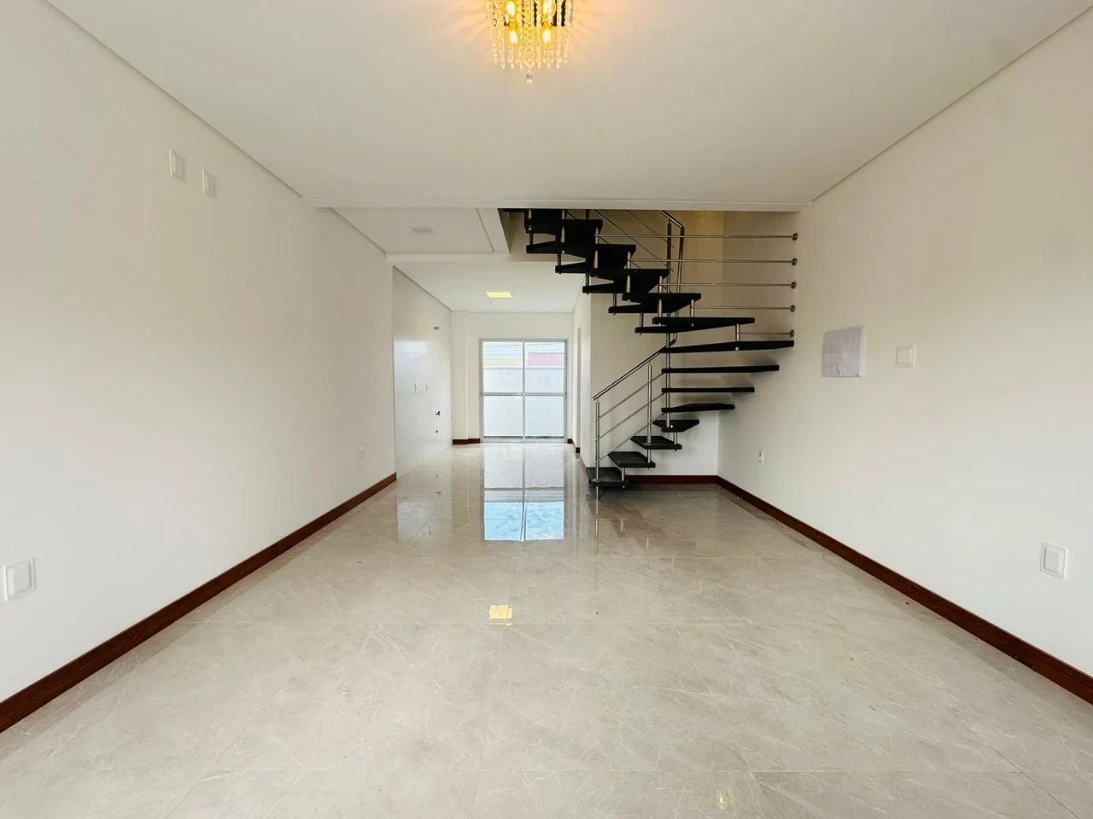 Sobrado Geminado em Bela Vista, Palhoça. 2 quartos, 81m². Imagem 2 de 13