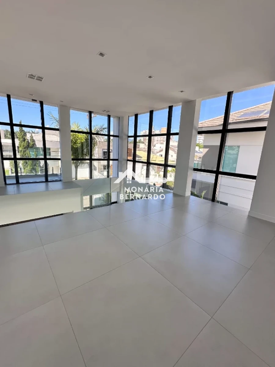 Casa em Pedra Branca, Palhoça. 3 quartos, 344m². Imagem 3 de 13