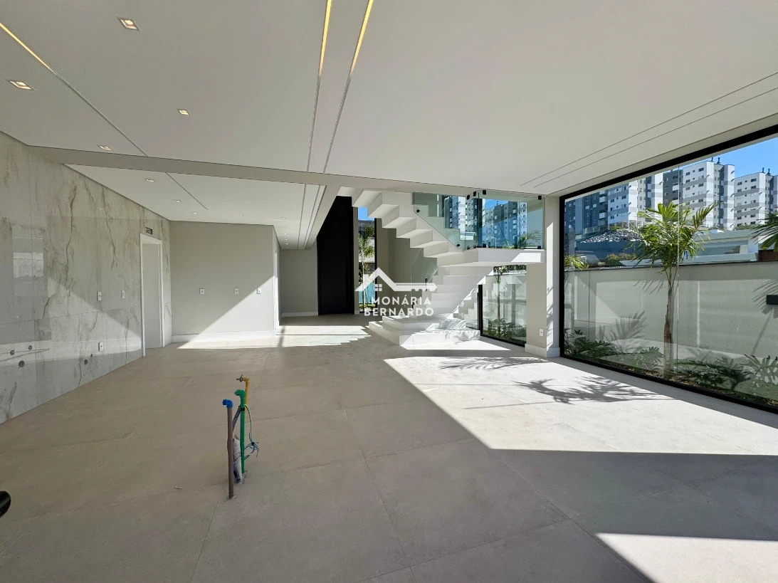 Casa em Pedra Branca, Palhoça. 3 quartos, 262m². Imagem 5 de 33