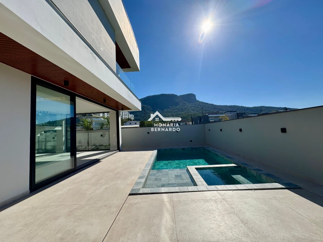 Casa em Pedra Branca, Palhoça. 3 quartos, 262m². Imagem 32 de 33