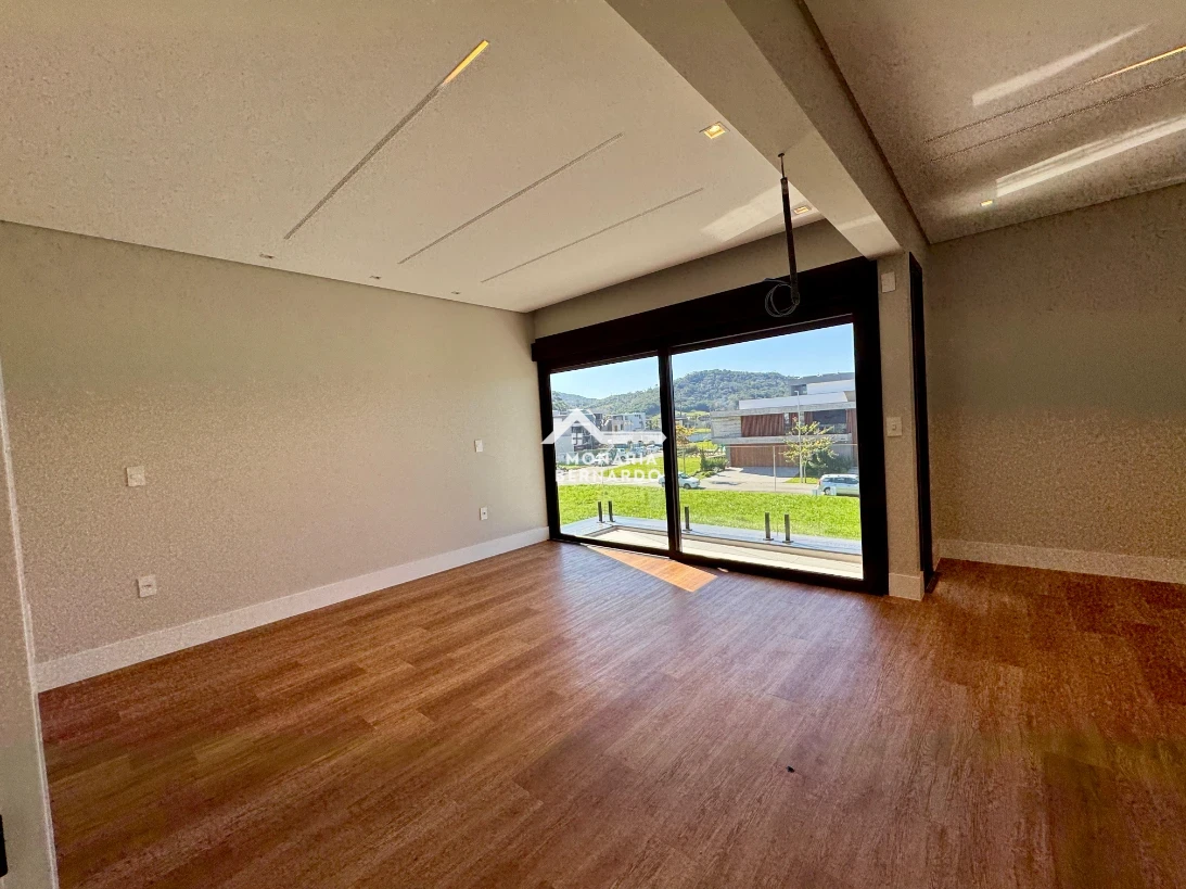 Casa em Pedra Branca, Palhoça. 3 quartos, 262m². Imagem 14 de 33