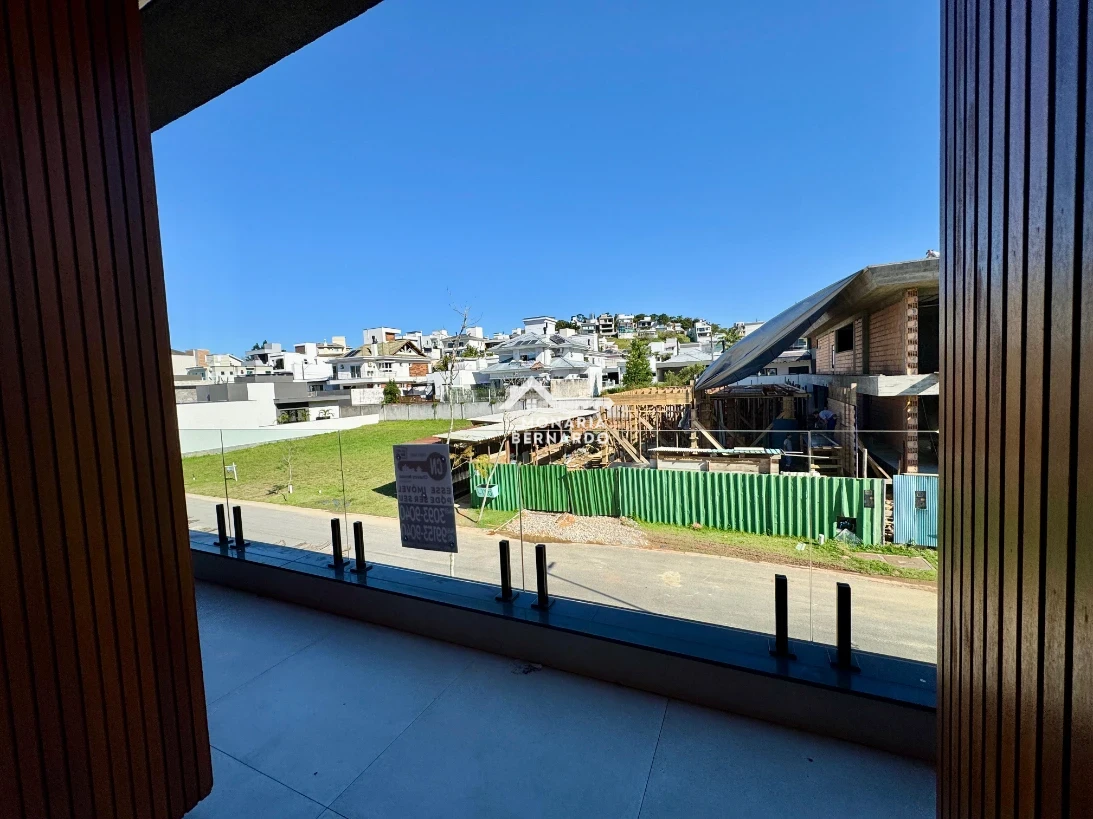 Casa em Pedra Branca, Palhoça. 3 quartos, 262m². Imagem 28 de 33