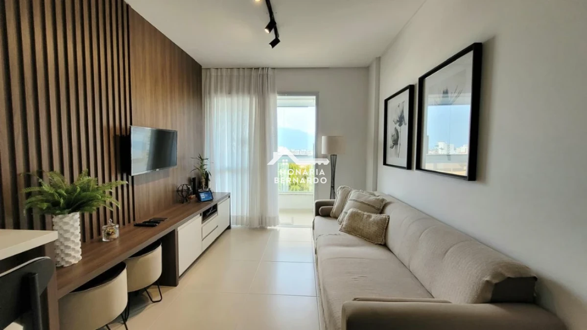 Apartamento 2 dormitórios, sendo 1 suíte no Centro de Palhoça