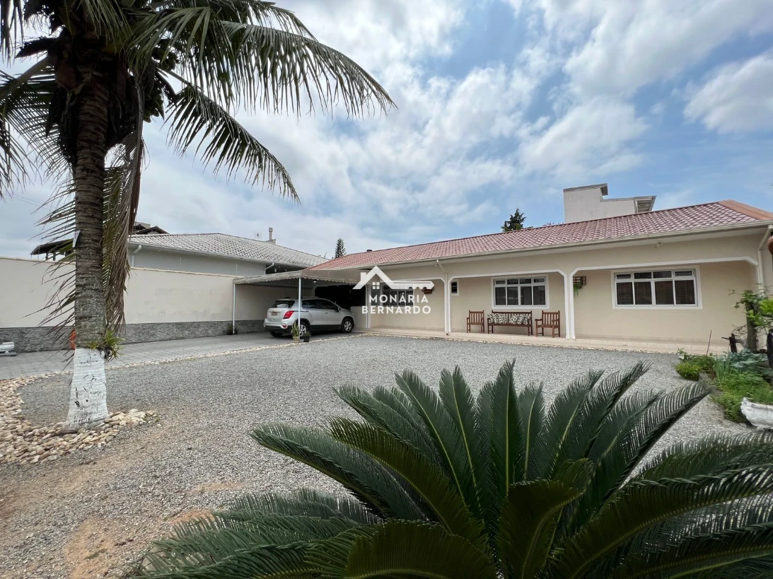 Casa em Aririú, Palhoça. 2 quartos, 102m². Imagem 1 de 13