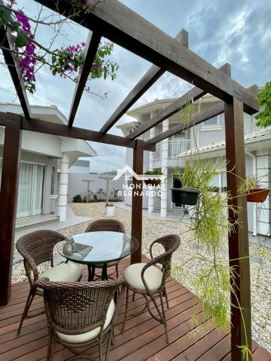 Casa em Aririú, Palhoça. 2 quartos, 300m². Imagem 40 de 42