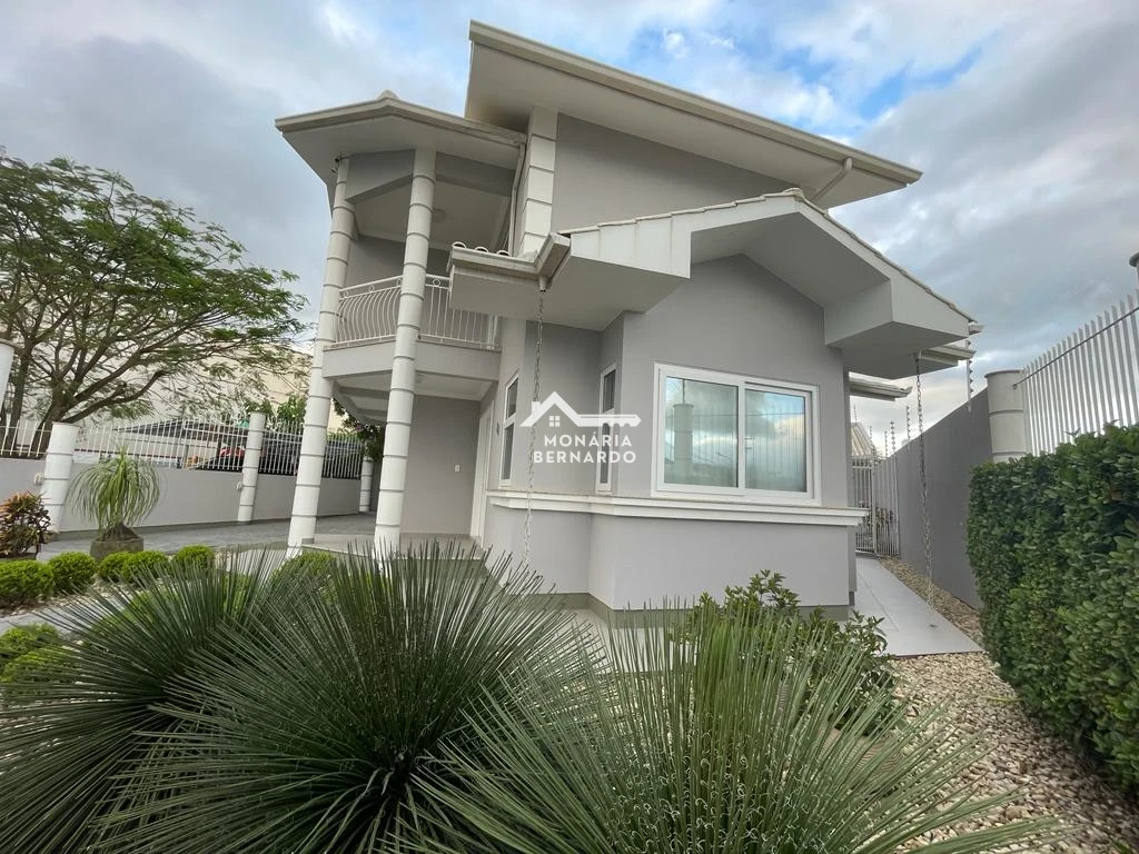 Casa em Aririú, Palhoça. 2 quartos, 300m². Imagem 2 de 42