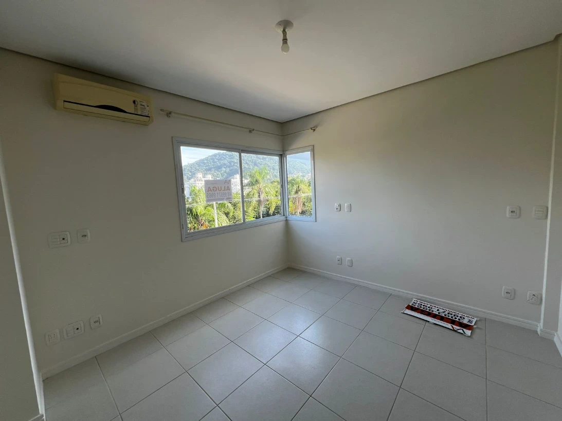 Apartamento em Pedra Branca, Palhoça. 1 quartos, 45m². Imagem 2 de 10