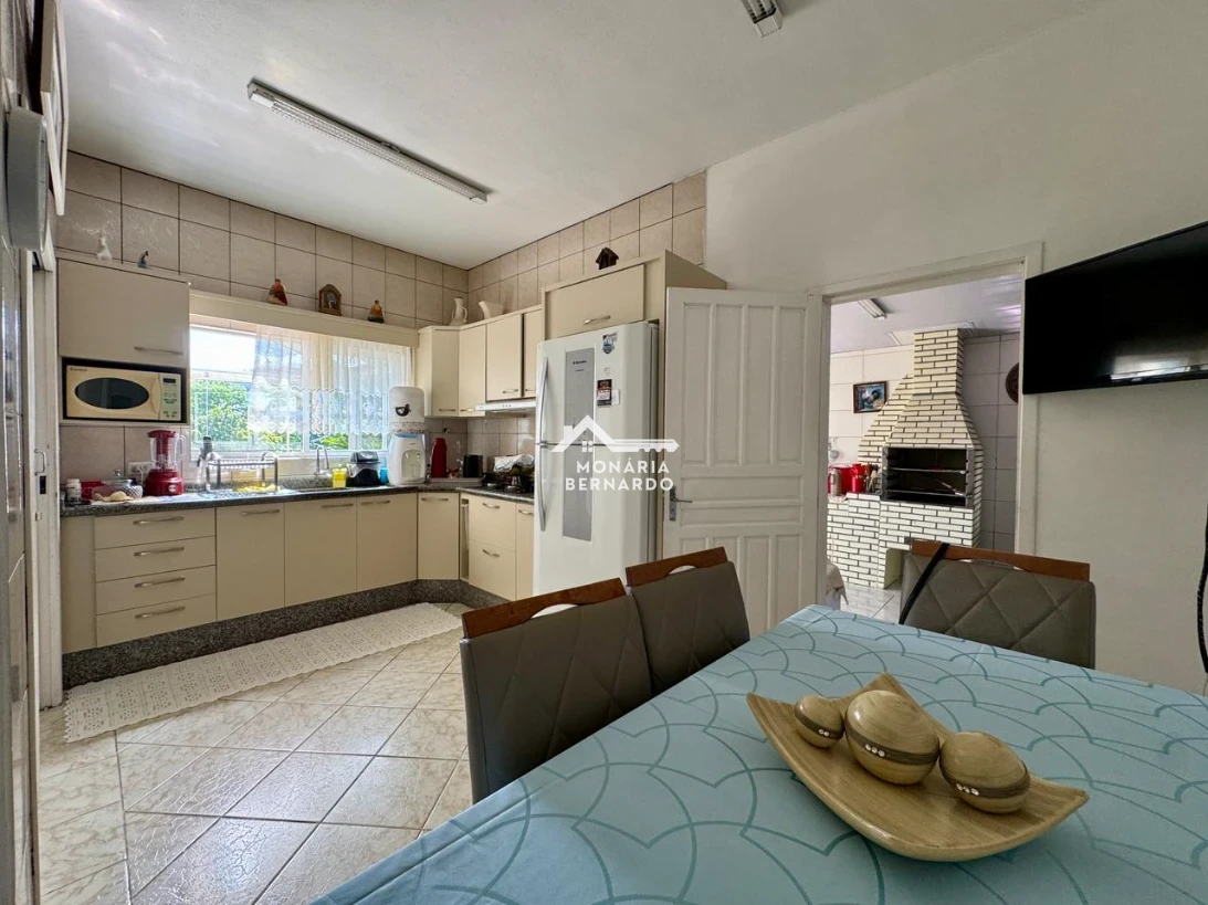 Casa em Pedra Branca, Palhoça. 3 quartos, 153m². Imagem 11 de 28