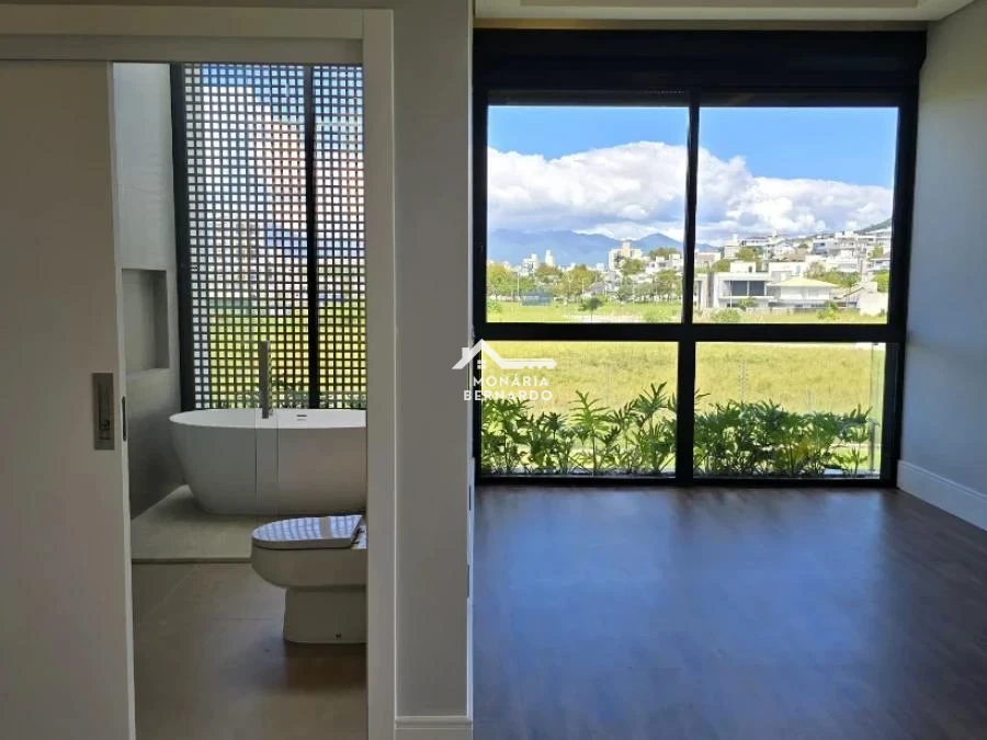 Casa em Pedra Branca, Palhoça. 3 quartos, 284m². Imagem 16 de 33