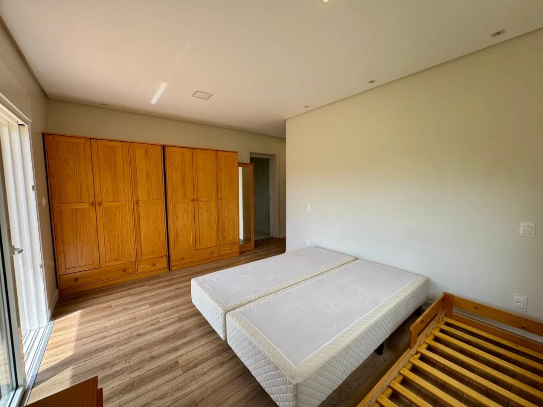 Casa em Sul do Rio, Santo Amaro da Imperatriz. 3 quartos, 245m². Imagem 23 de 43