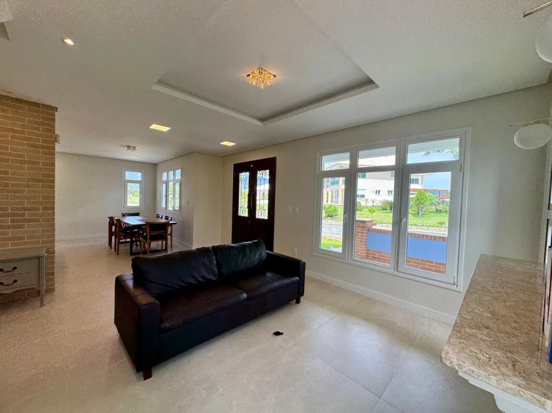 Casa em Sul do Rio, Santo Amaro da Imperatriz. 3 quartos, 245m². Imagem 7 de 43