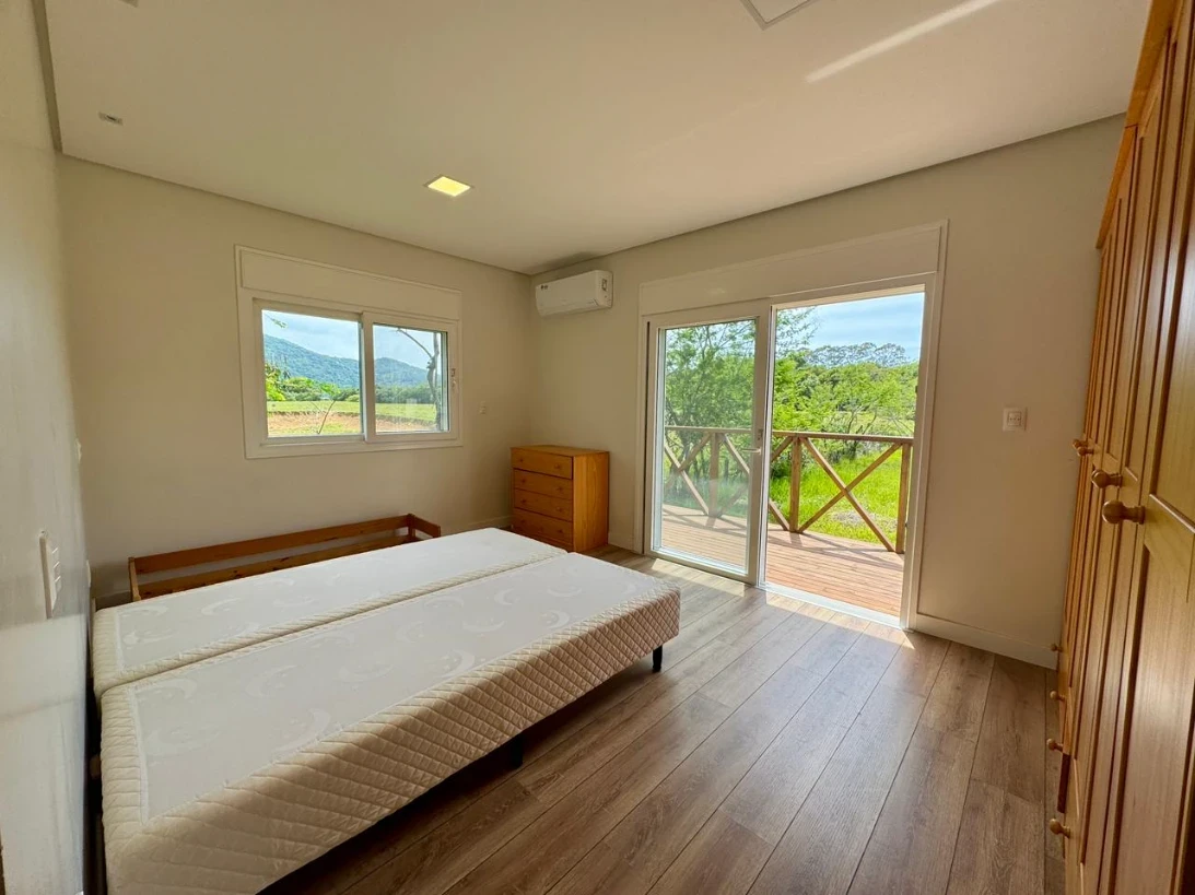 Casa em Sul do Rio, Santo Amaro da Imperatriz. 3 quartos, 245m². Imagem 22 de 43