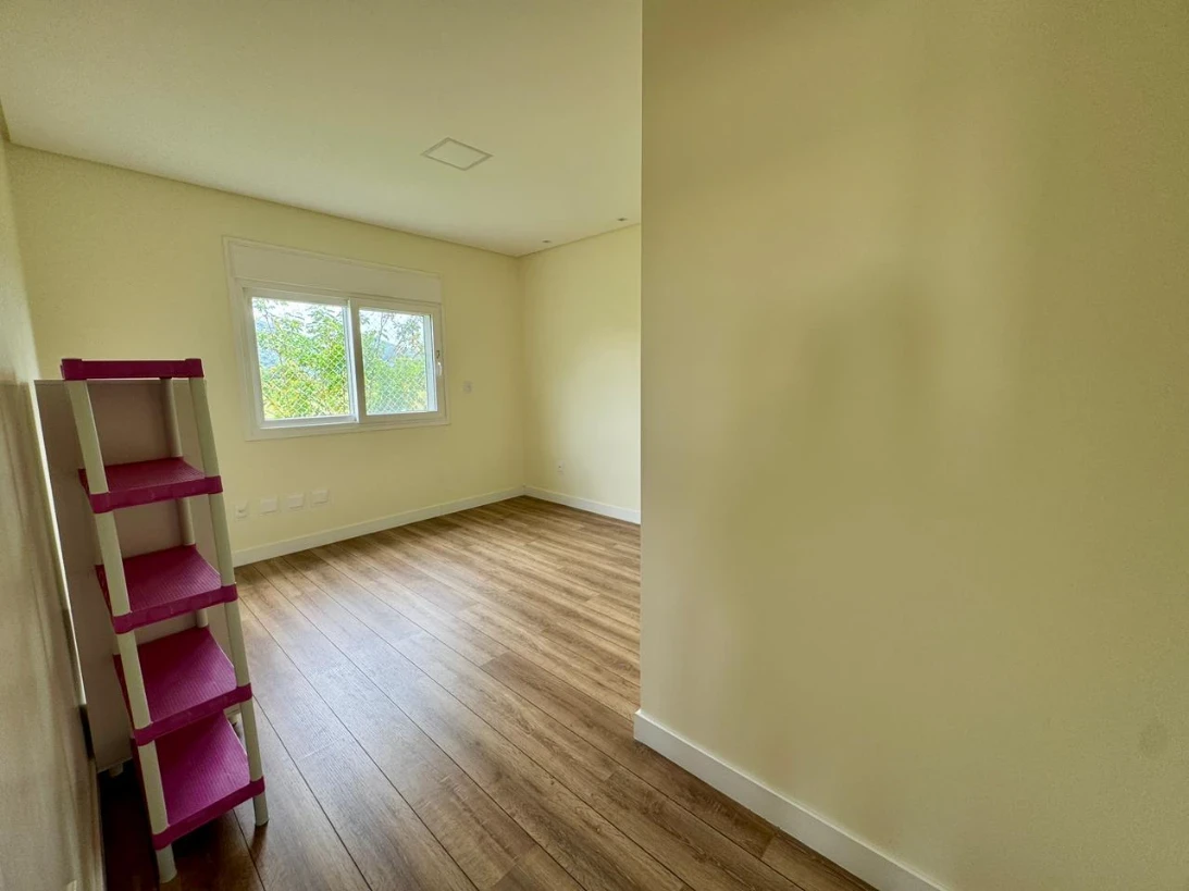 Casa em Sul do Rio, Santo Amaro da Imperatriz. 3 quartos, 245m². Imagem 35 de 43