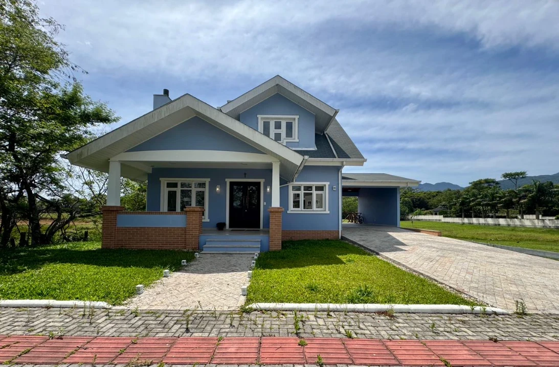 Casa em Sul do Rio, Santo Amaro da Imperatriz. 3 quartos, 245m². Imagem 2 de 43