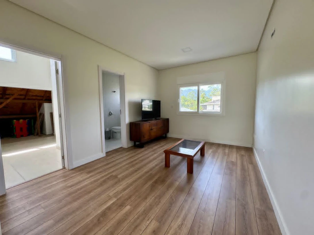 Casa em Sul do Rio, Santo Amaro da Imperatriz. 3 quartos, 245m². Imagem 28 de 43