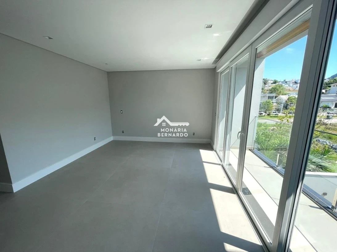 Casa em Pedra Branca, Palhoça. 3 quartos, 263m². Imagem 14 de 32