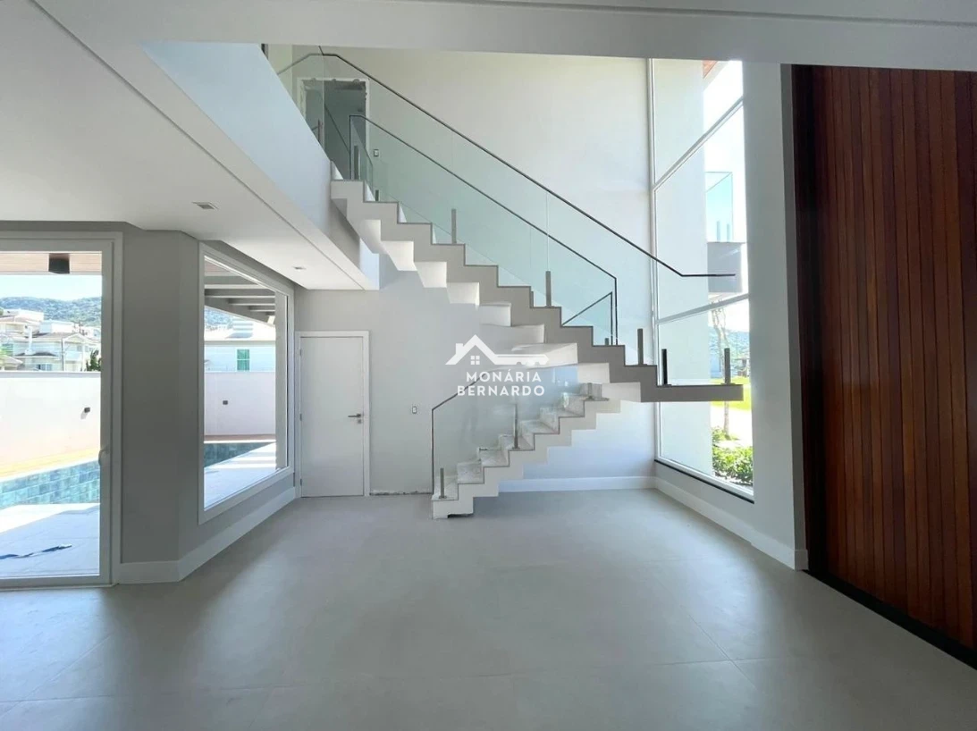 Casa em Pedra Branca, Palhoça. 3 quartos, 263m². Imagem 4 de 32