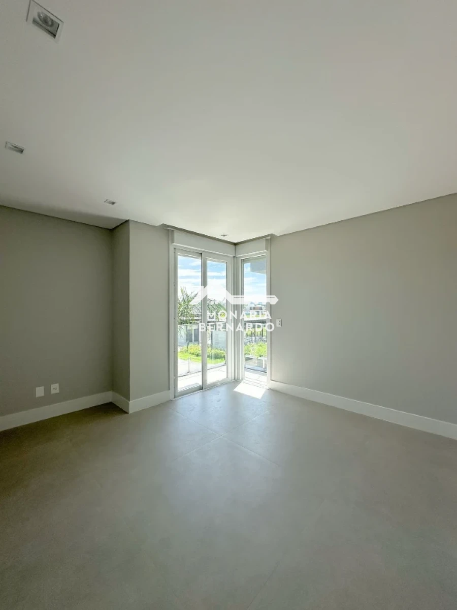 Casa em Pedra Branca, Palhoça. 3 quartos, 263m². Imagem 12 de 32