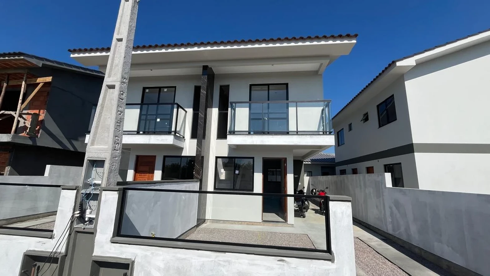 Sobrado Geminado em Nova Palhoça, Palhoça. 2 quartos, 60m². Imagem 2 de 24