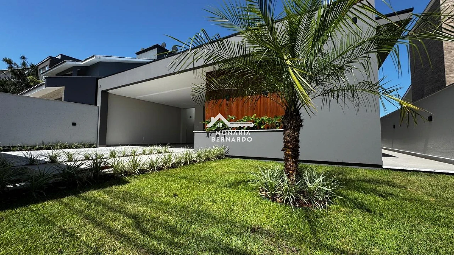 Casa em Pedra Branca, Palhoça. 3 quartos, 185m². Imagem 3 de 29