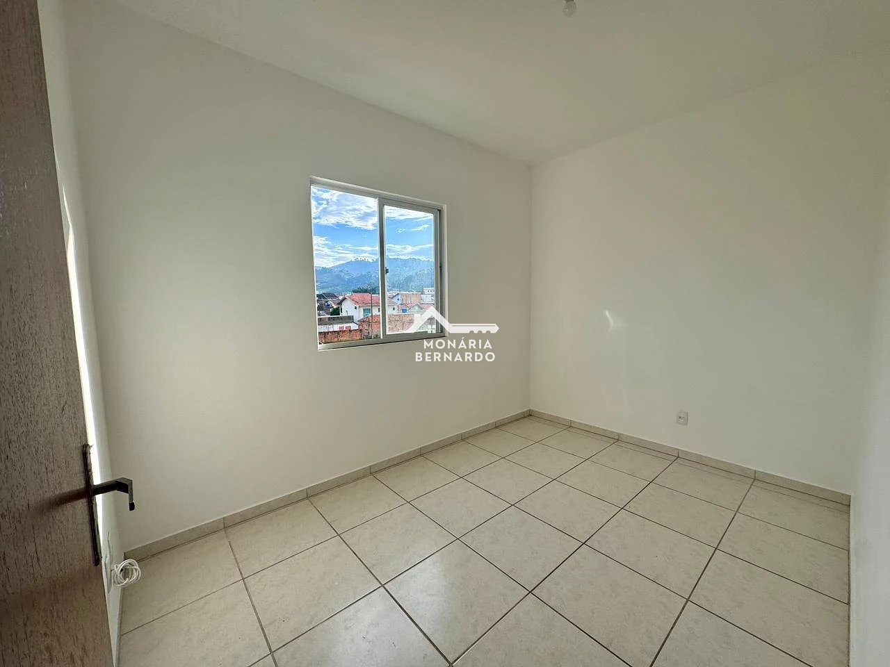 Apartamento em São Sebastião, Palhoça. 2 quartos, 45m². Imagem 4 de 11