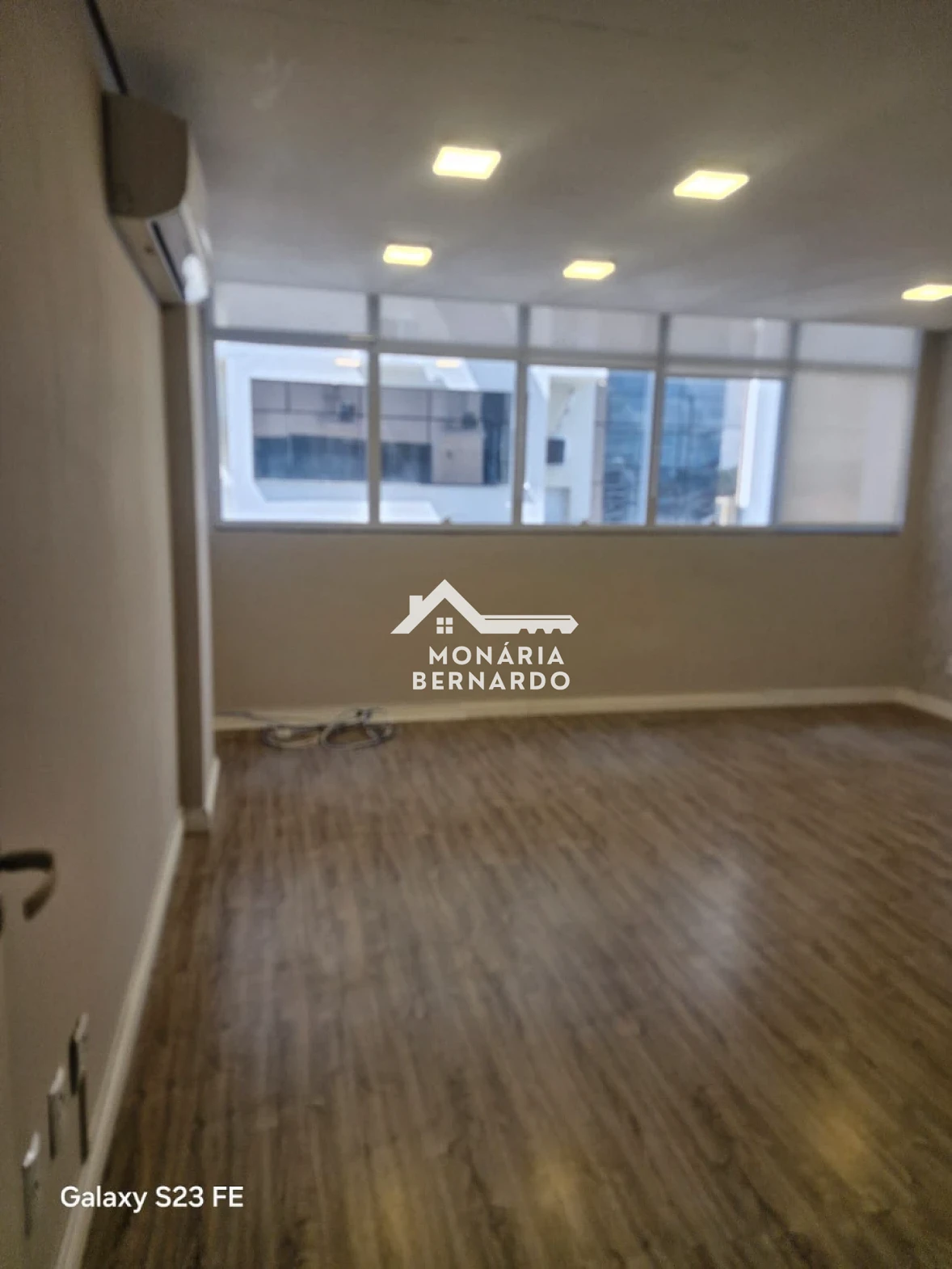 Escritório/Sala em Pagani, Palhoça. 0 quartos, 27m². Imagem 10 de 15