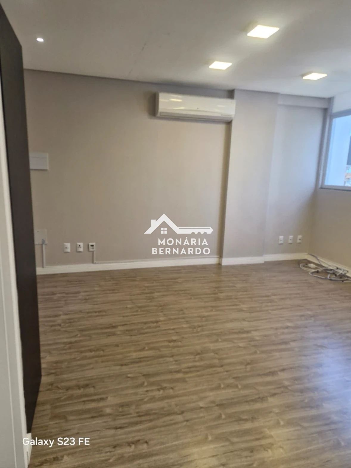 Escritório/Sala em Pagani, Palhoça. 0 quartos, 27m². Imagem 9 de 15