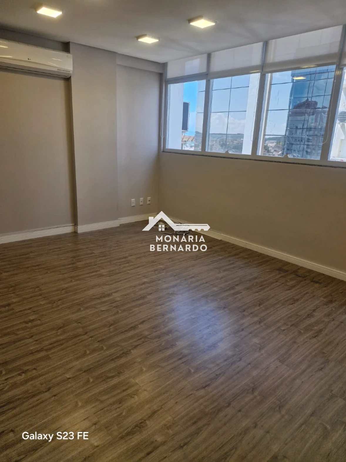 Escritório/Sala em Pagani, Palhoça. 0 quartos, 27m². Imagem 7 de 15