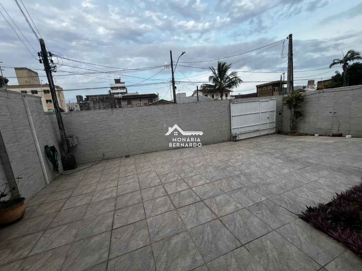 Casa em Ponte do Imaruim, Palhoça. 4 quartos, 240m². Imagem 31 de 32